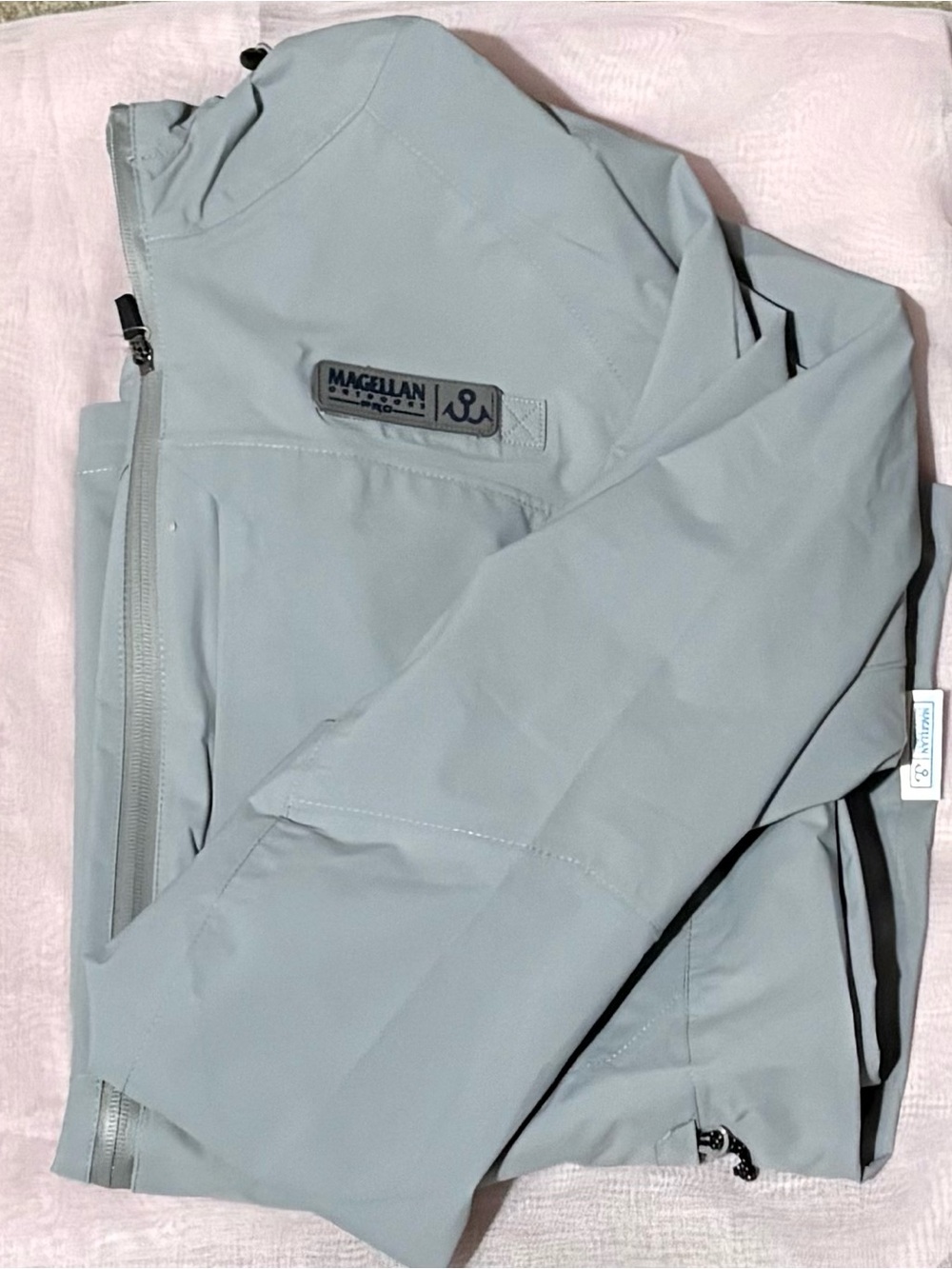 Magellan Outdoors Women's Pale Gray Utility Softshell Jacket